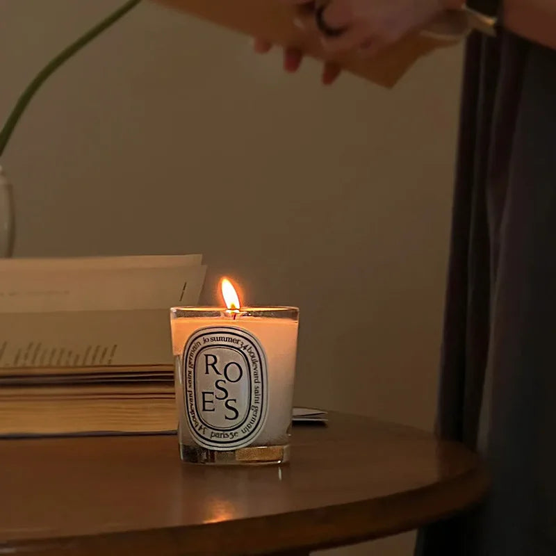 Classic black cup aromatherapy candle, multiple fragrances, 180g candle can burn for about 50 hours.